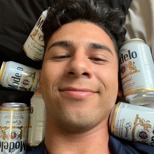 Meet your Posher, Isaac